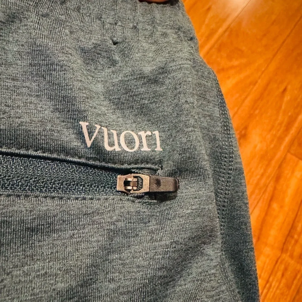 VUORI Men's Dark Green Jogger Pants